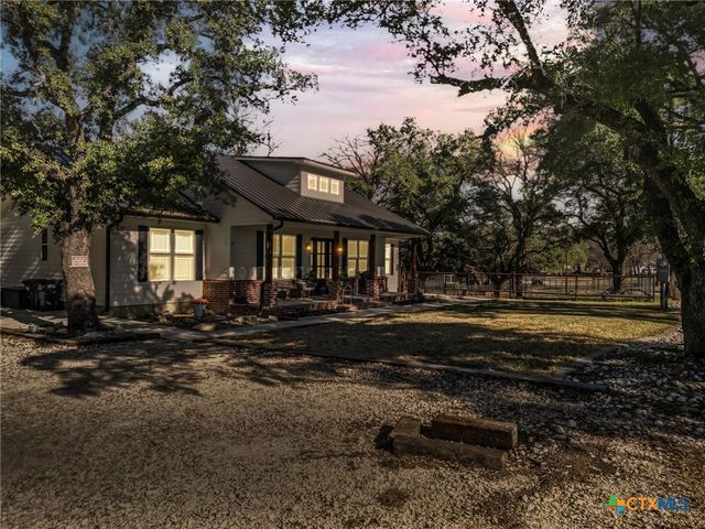 523 River Park Road, Mcgregor, TX 76657