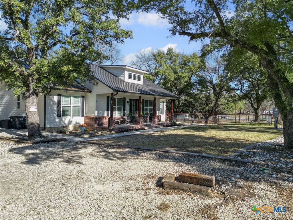 523 River Park Road, Mcgregor, TX 76657