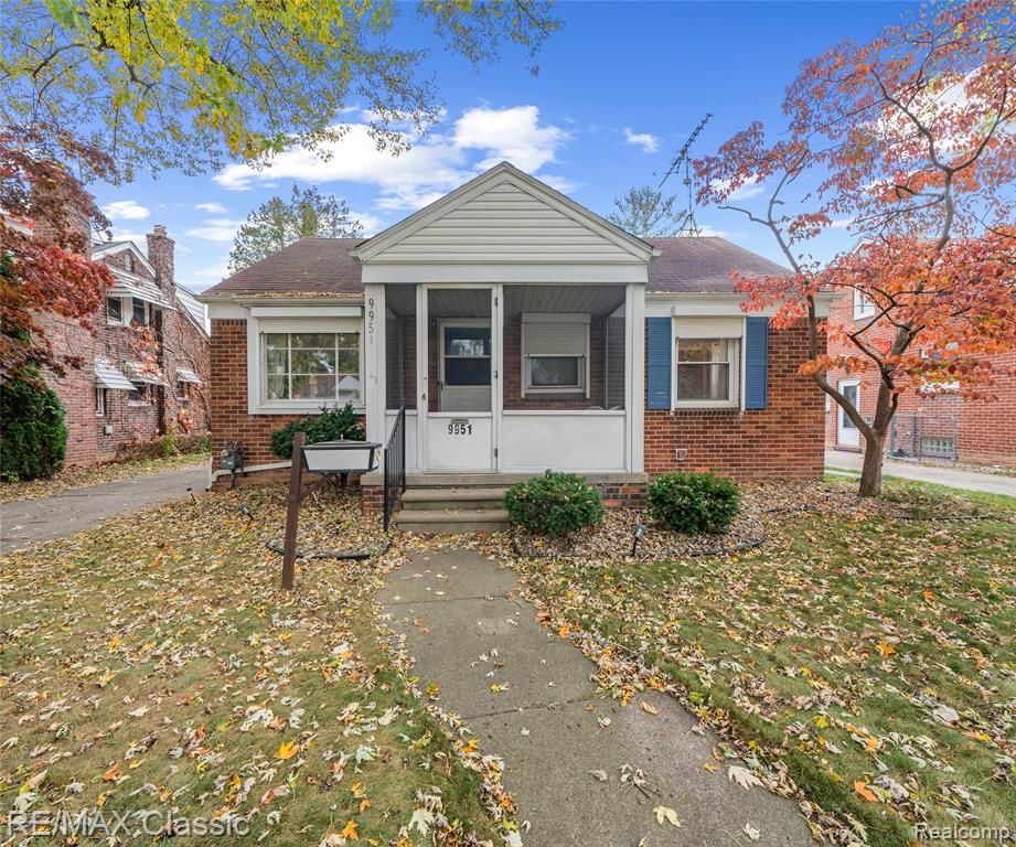 9951 Berwyn, Redford, MI 48239