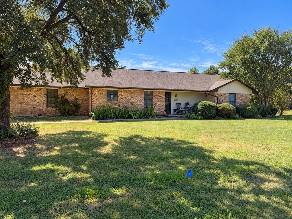 2688 Fm 1387, Midlothian, TX 76065 — exterior