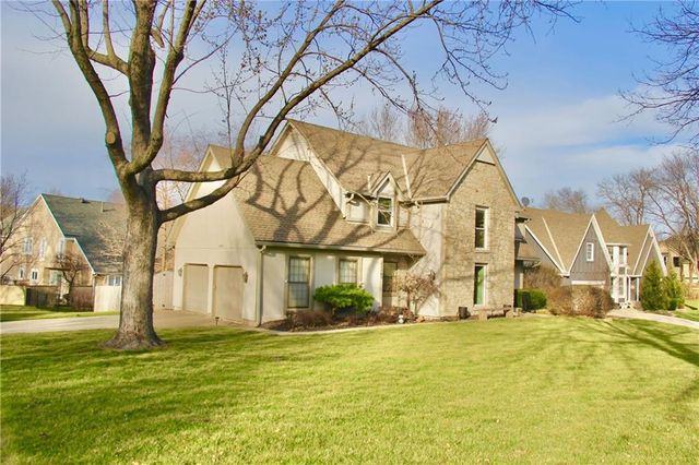 11505 Lowell Avenue, Overland Park, KS 66210