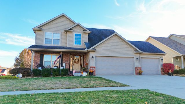 905 Dresser Drive, Normal, IL 61761