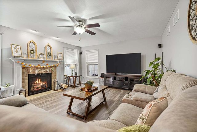 905 Dresser Drive, Normal, IL 61761