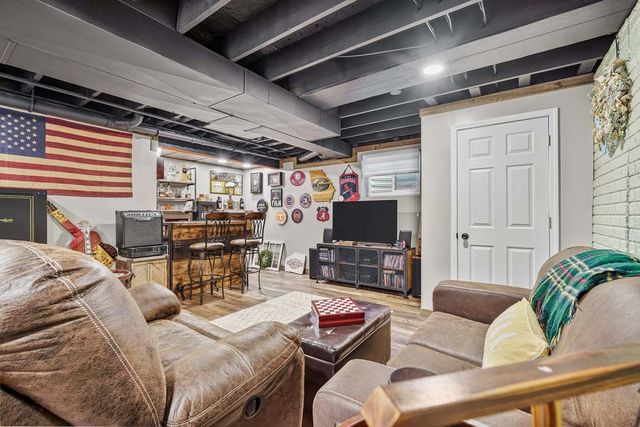 905 Dresser Drive, Normal, IL 61761