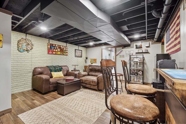 905 Dresser Drive, Normal, IL 61761