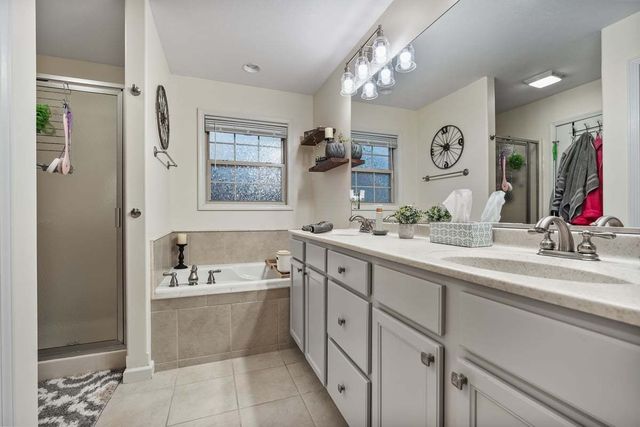 905 Dresser Drive, Normal, IL 61761