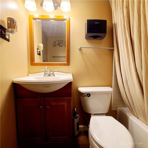 7606 Blackshear Drive, Dayton, OH 45424