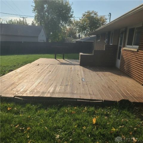 7606 Blackshear Drive, Dayton, OH 45424