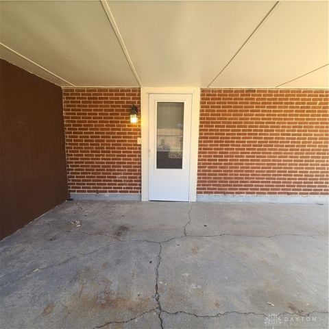 7606 Blackshear Drive, Dayton, OH 45424