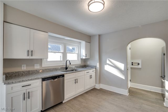 1835 Thornapple Avenue, Akron, OH 44301