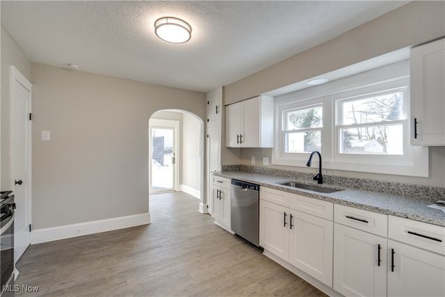 1835 Thornapple Avenue, Akron, OH 44301