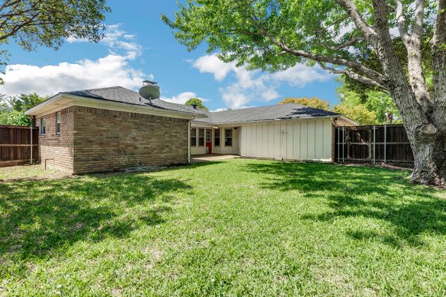 2207 Glen Forest Lane, Plano, TX 75023