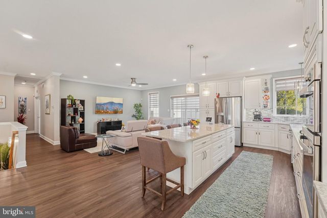 11 KRISTIAN DR, Sicklerville, NJ 08081