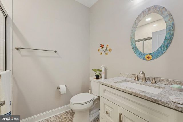 11 KRISTIAN DR, Sicklerville, NJ 08081