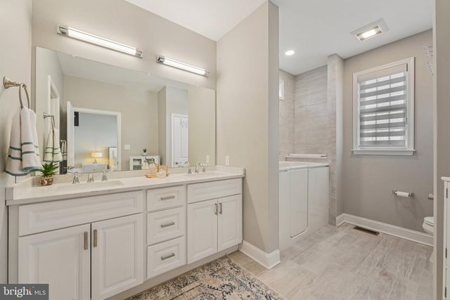 11 KRISTIAN DR, Sicklerville, NJ 08081