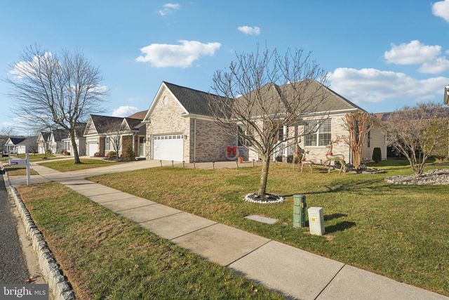 11 KRISTIAN DR, Sicklerville, NJ 08081