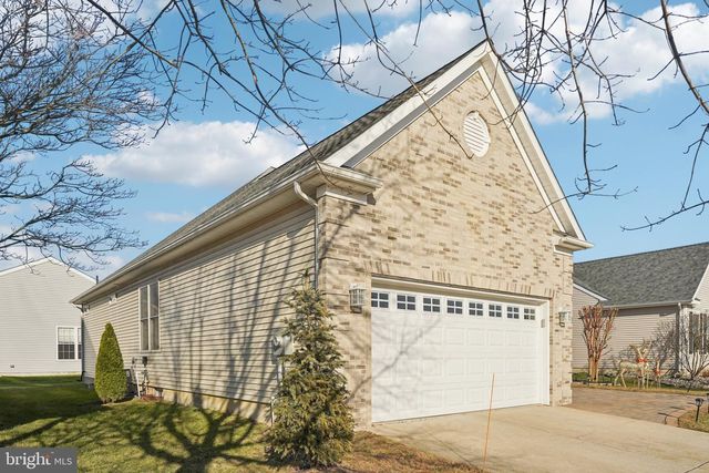 11 KRISTIAN DR, Sicklerville, NJ 08081