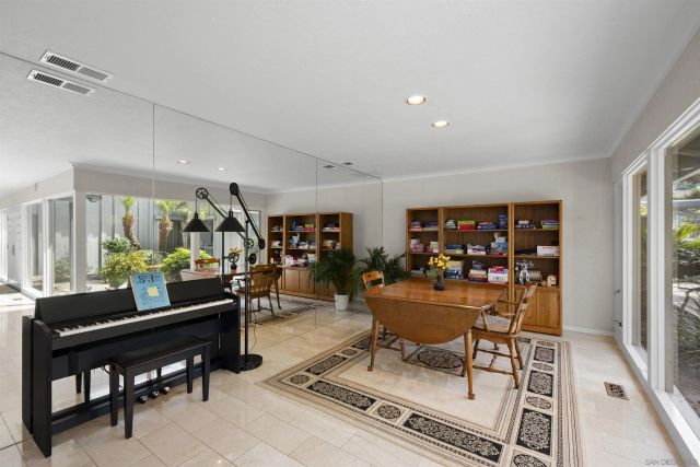 1151 Catalina Boulevard, San Diego, CA 92107