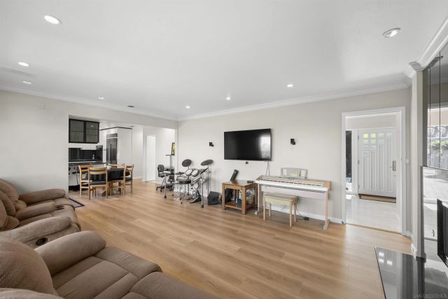 1151 Catalina Boulevard, San Diego, CA 92107