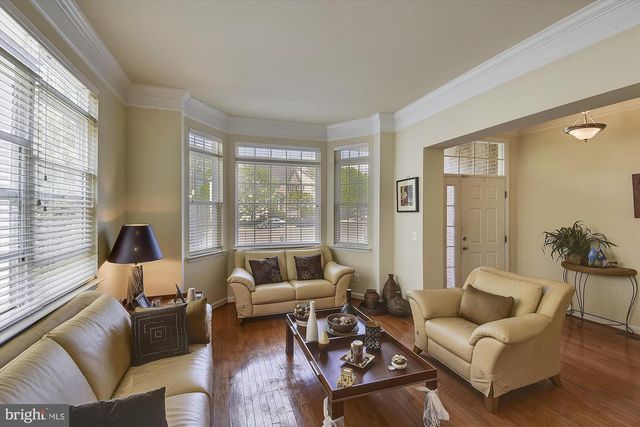 6087 PINEY WOODS CT, Alexandria, VA 22315