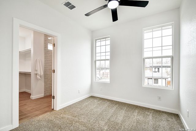 831 Montezuma, San Antonio, TX 78207