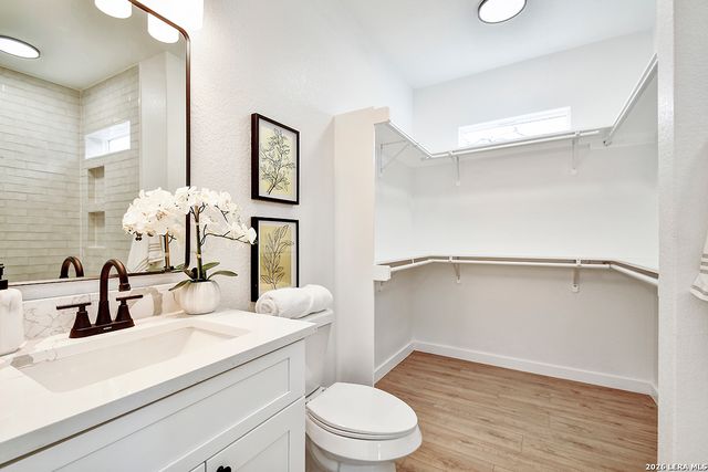 831 Montezuma, San Antonio, TX 78207