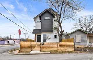 831 Montezuma, San Antonio, TX 78207