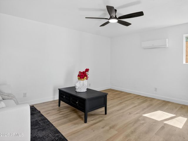 1341 W Apache Street, Phoenix, AZ 85007