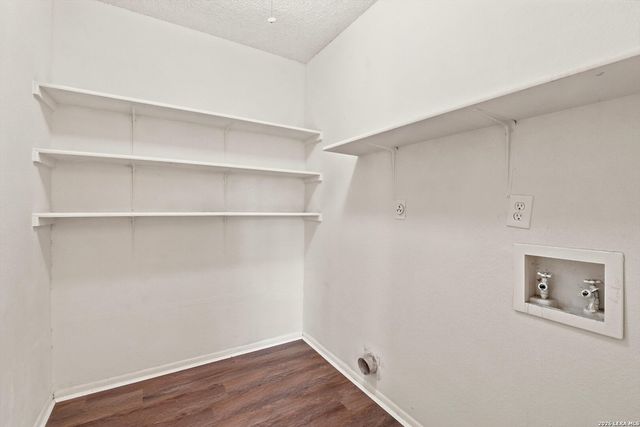 9307 Bendell, San Antonio, TX 78250