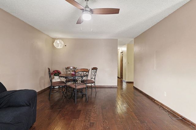 1401 E Carolyn St, Derby, KS 67037