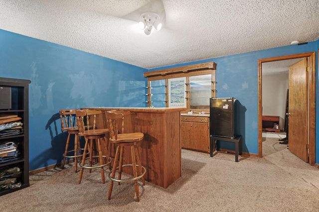 1401 E Carolyn St, Derby, KS 67037