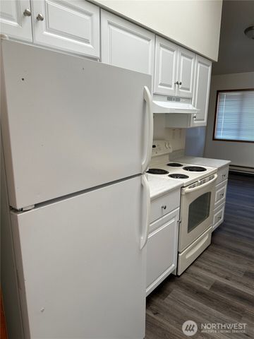9020 McConnell Drive #A & #B, Moses Lake, WA 98837