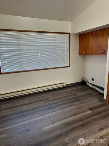 9020 McConnell Drive #A & #B, Moses Lake, WA 98837