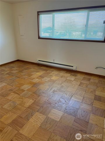 9020 McConnell Drive #A & #B, Moses Lake, WA 98837