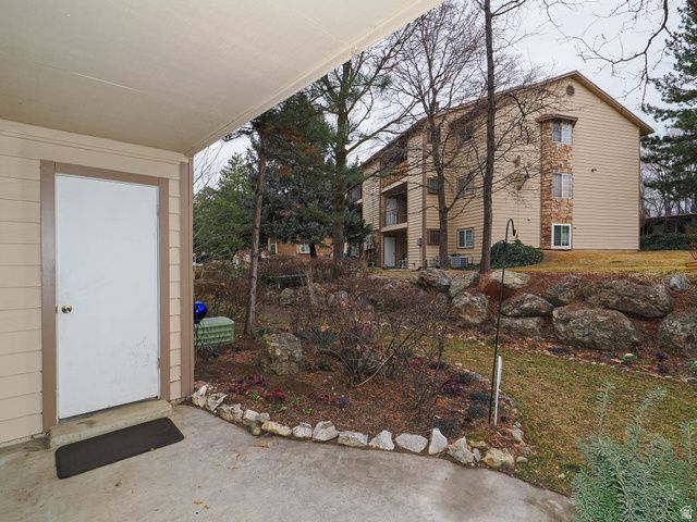 7775 S BRIARSPRINGS DR, Midvale, UT 84047