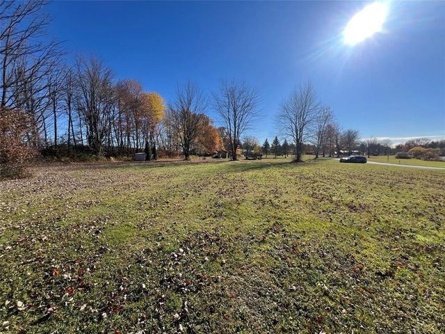 0000 PLYMOUTH Drive, Shenango, PA 16134