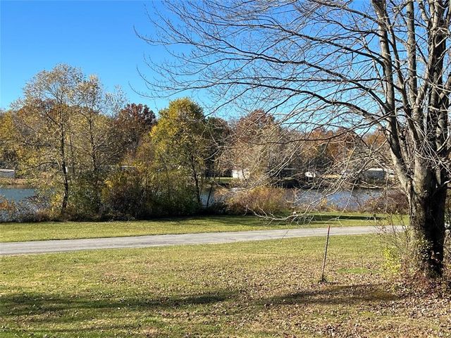 0000 PLYMOUTH Drive, Shenango, PA 16134