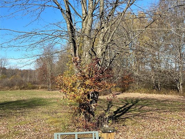 0000 PLYMOUTH Drive, Shenango, PA 16134