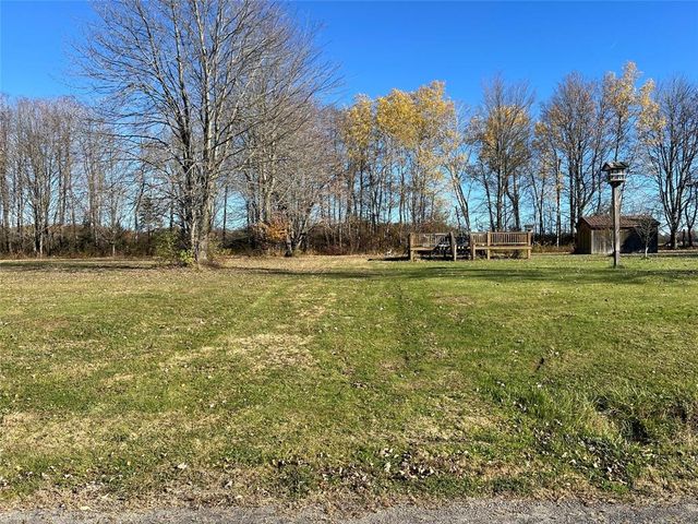 0000 PLYMOUTH Drive, Shenango, PA 16134