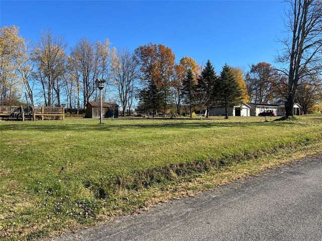 0000 PLYMOUTH Drive, Shenango, PA 16134