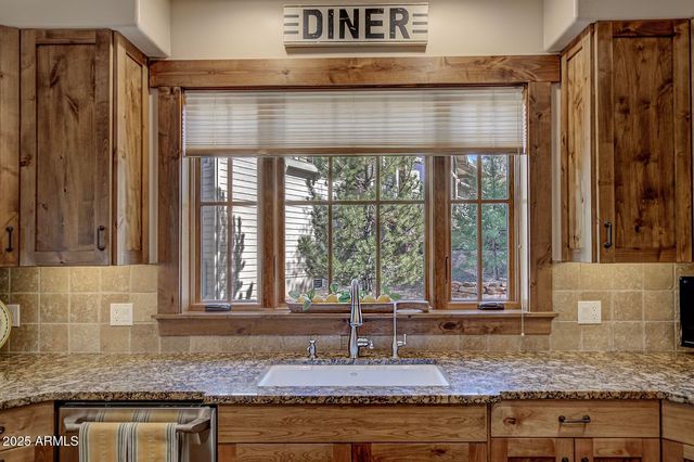 4394 N EAGLE FEATHER Circle, Pine, AZ 85544