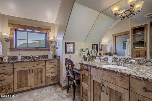 4394 N EAGLE FEATHER Circle, Pine, AZ 85544