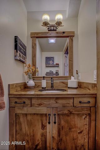 4394 N EAGLE FEATHER Circle, Pine, AZ 85544