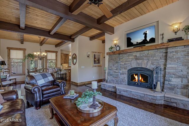 4394 N EAGLE FEATHER Circle, Pine, AZ 85544