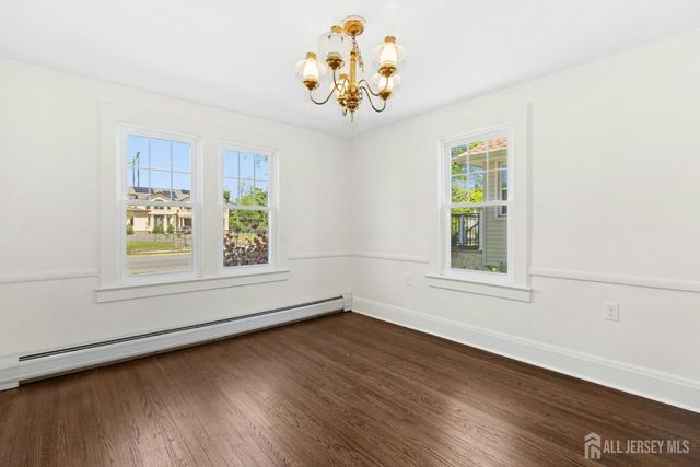212 Central Avenue, Edison, NJ 08817
