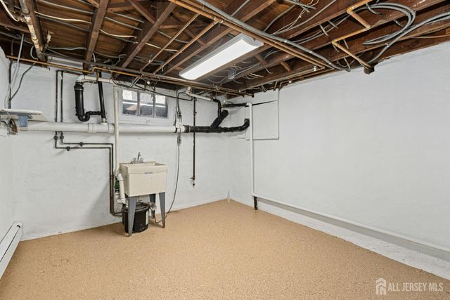 212 Central Avenue, Edison, NJ 08817