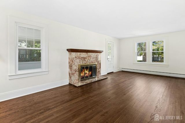 212 Central Avenue, Edison, NJ 08817