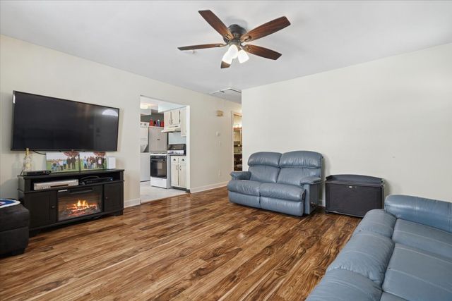 19545 116th Avenue A, Mokena, IL 60448