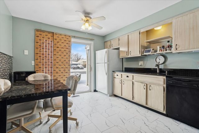 19545 116th Avenue A, Mokena, IL 60448