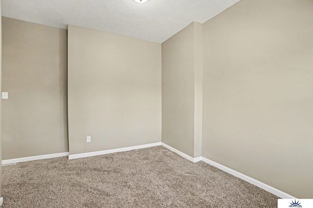 4518 N 36th Avenue, Omaha, NE 68111